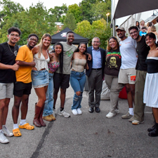 A photo of Denison seniors with President Adam Weinberg.